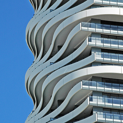 The Wave by John Bek