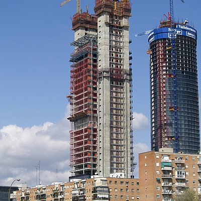 Torre Caja Madrid by Cesar Serrano