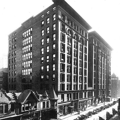 Spitzer Building by courtesy of the Toledo-Lucas County Public Library, obtained from http:///images2.toledolibrary.org/