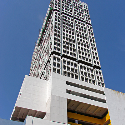 Shaw Tower by Horst Kiechle