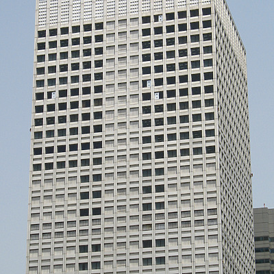 KDDI Building by Kevin Hemphill