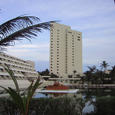 Dreams Cancún Resort & Spa by Caminoreal