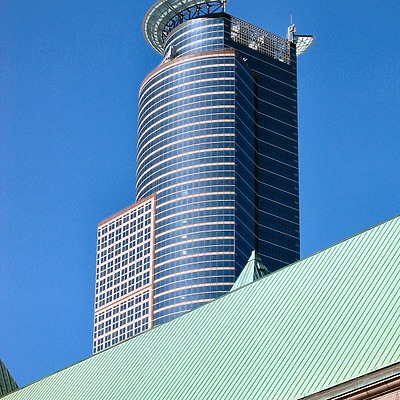 Capella Tower by James Peacock