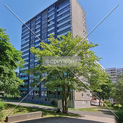 Brückenhofstraße 76-84 by Nephilim