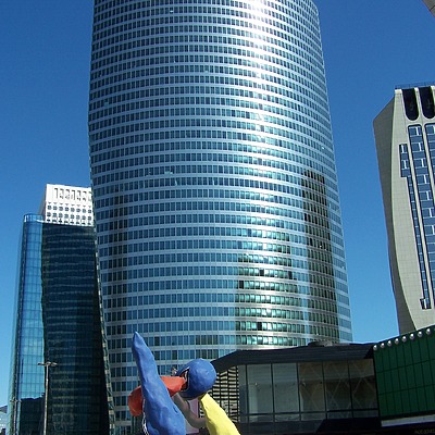 Tour EDF by Florian Barbier