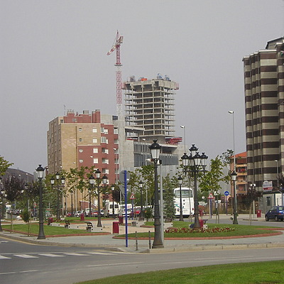 Torre BEC by Mikel Allende