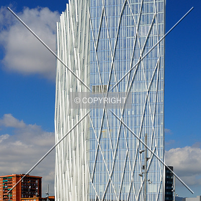 Torre Diagonal Zero Zero by David Guija