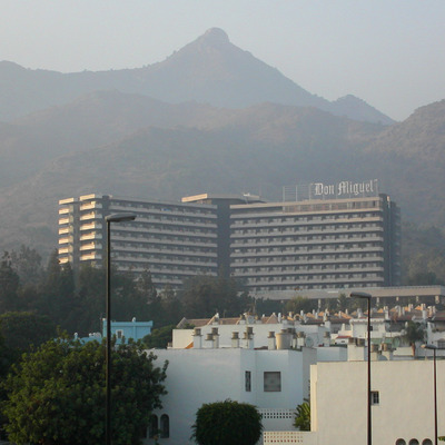 Don Miguel Golf And Sport Hotel by Cesar Serrano