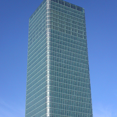 Hochhaus Uptown München by Cesar Serrano