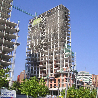 Isozaki Atea I by Mikel Allende