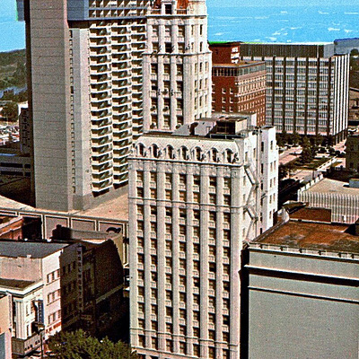 Lincoln American Tower by Thompsons Community Service/ Steve Caldwell