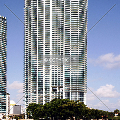 900 Biscayne Bay by Jorge Molina