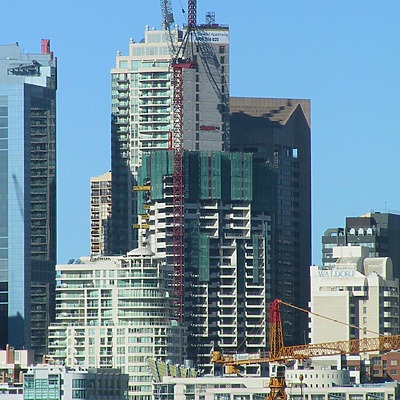 Meriton Tower by John Bek