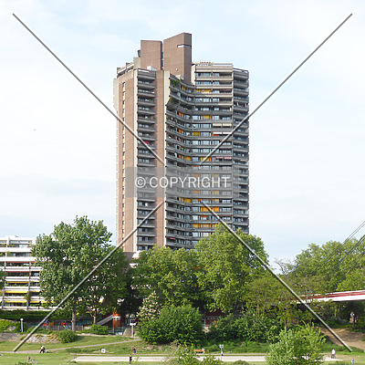 Neckarpromenade Wohnturm III by Nephilim