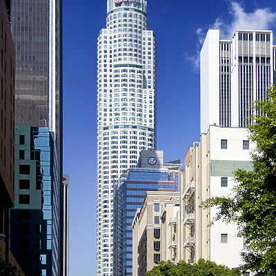 US Bank Tower by Jim Schwartz