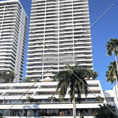 Trump Plaza I by Jorge Molina