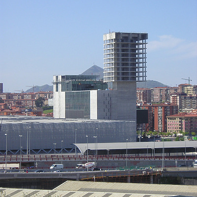 Torre BEC by Mikel Allende