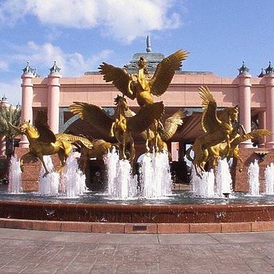 Atlantis Royal Tower East by Daniel Kieckhefer