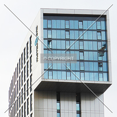 Motel One Hauptbahnhof by Nephilim