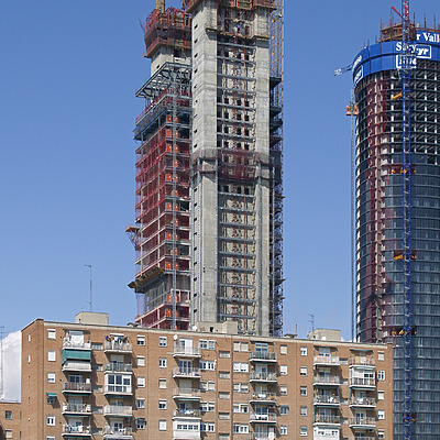 Torre Caja Madrid by Cesar Serrano
