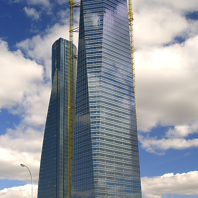 Torre de Cristal by Cesar Serrano