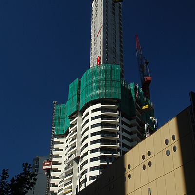 Meriton Tower by John Bek