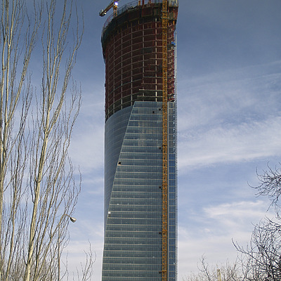 Torre Espacio by Cesar Serrano
