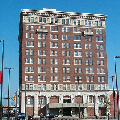 Jefferson Davis Apartments by Rodney Gunn