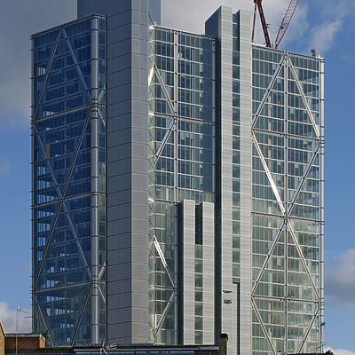 The Broadgate Tower by Cesar Serrano