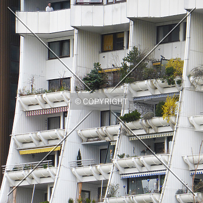 Wohnpark Alterlaa - Block B3-B8 by Nephilim