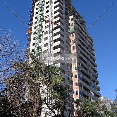 Edificio Esmeralda by Maximiliano Buono