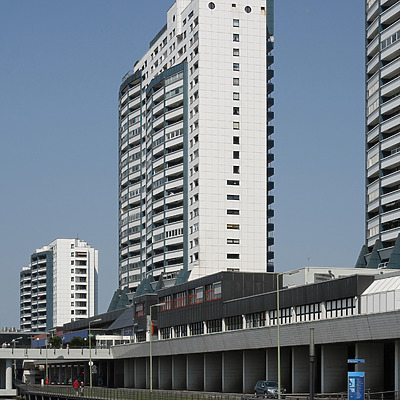Obere Bürger 18-20 by Michiel van Dijk