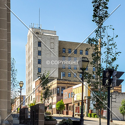 Richland Bank Building by Ryan Hildebrand