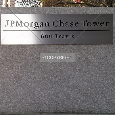 600 Travis by Serdica