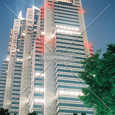 Shinjuku Park Tower by Andrew Stewart