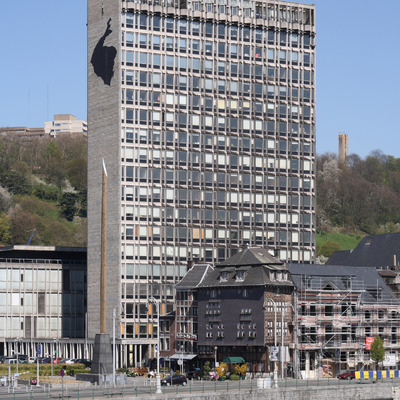 Cité Administrative by Michiel van Dijk