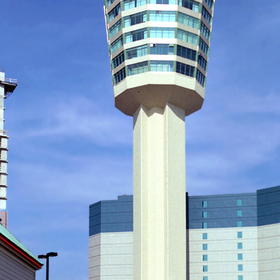 Konica Minolta Tower Centre by John Cahill