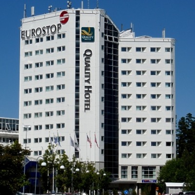 Quality Airport Hotel by Robin Spetz
