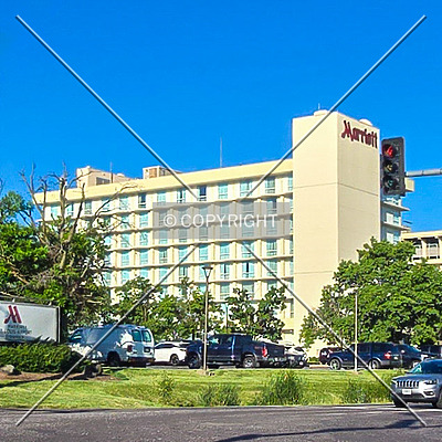 Marriott Saint Louis Airport East Tower by Ryan Hildebrand