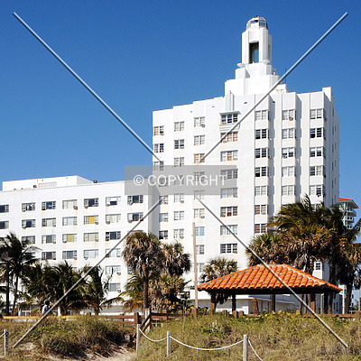 Versailles Hotel Condominium by Jorge Molina