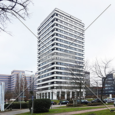 Lyoner Straße 19 by Nephilim