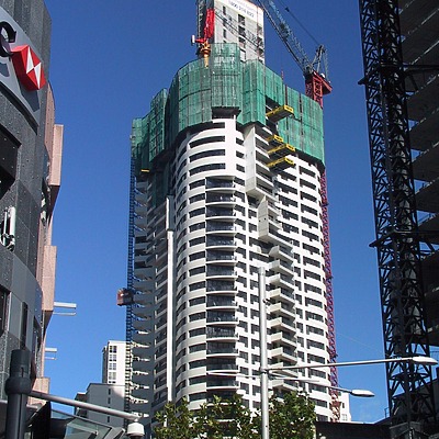 Meriton Tower by John Bek