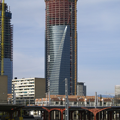 Torre Espacio by Cesar Serrano