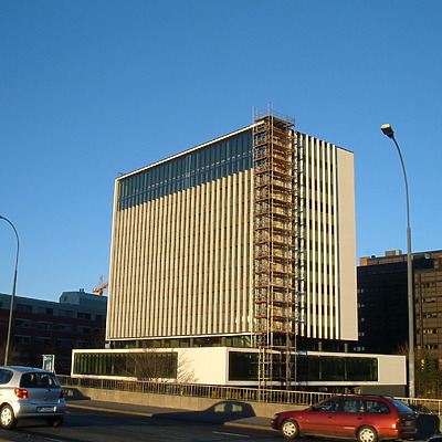 Fredrik Selmers vei 6 by Kjetil Balog