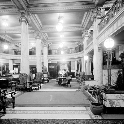 Hotel Utica by Library of Congress, Prints and Photographs Division, Detroit Publishing Company