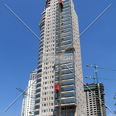 Torre Renoir 1 by Maximiliano Buono