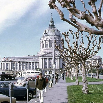 San Francisco City Hall by Curbsideclassic