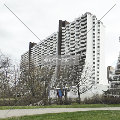 Wohnpark Alterlaa - Block C5-C8 by Nephilim