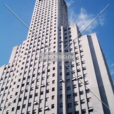 Edificio Alas by Maximiliano Buono