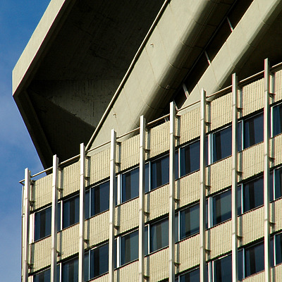 Edificio Colón by John Bek